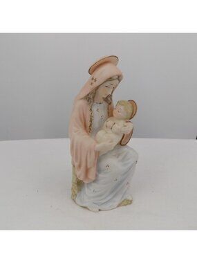 Madonna And Child Figurine Vintage Ceramic Gold Accents Decor Norcrest Religious